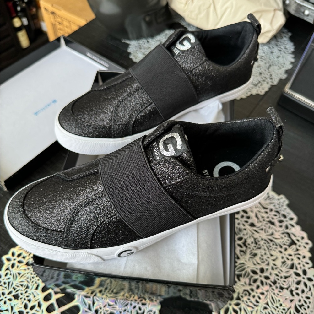 G by Guess Women 10 black sparkle slip on sneaker